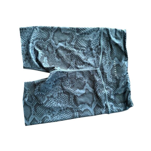 ALLFENIX Montana Bike Shorts Gray snake Print Womens medium - Picture 2 of 3